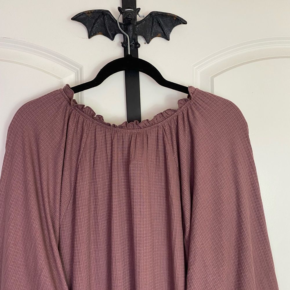 Torrid Bohemian Dusty Rose Crochet Lace Accents Long Sleeve Top, NWT size 2X - Picture 5 of 12